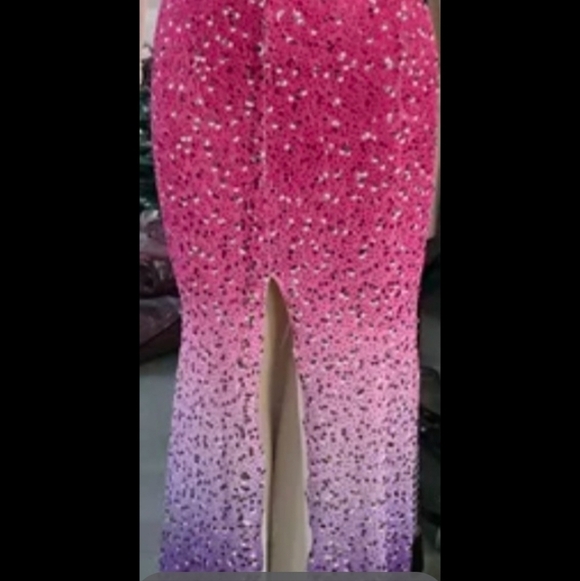 Hot Pink Ombre, Gradient, Diagonal Collar,  Contrast Sequined Mermaid Go… - Picture 16 of 16